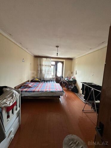 Продаётся 3-комн. вторичка 70 м², м. Нефтчиляр, photo 7 from 14