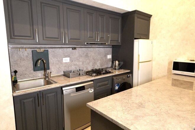 Сдается 2-комн. новостройка 90 м², м. Низами, photo 7 from 16
