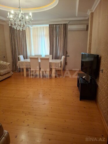 Сдаётся 3-комн. новостройка 112 м², м. Ази Асланов, photo 3 from 13