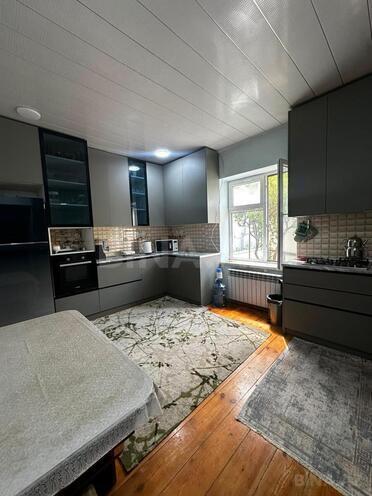 Сдаётся 7-комн. офис 300 м², Хатаинский р., photo 4 from 14