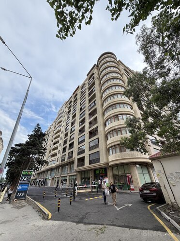Продаётся 3-комн. новостройка 94 м², пос. Бакиханова, photo 1 from 21