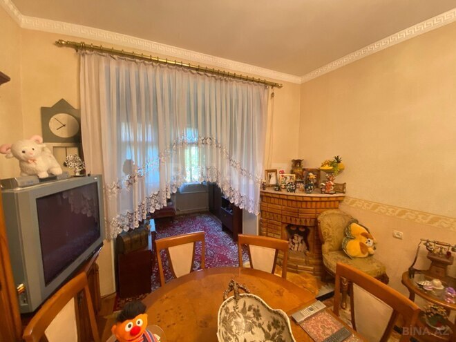 Satılır 3 otaqlı köhnə tikili 78 m², Qara Qarayev m., photo 3 from 17
