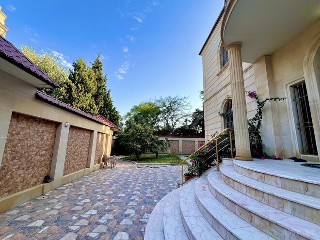 Продаётся 7-комн. дом/дача 540 м², пос. 8-й мкр, photo 1 from 25
