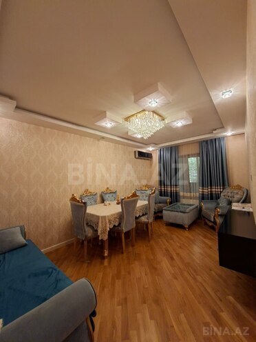 Продаётся 4-комн. вторичка 100 м², м. Иншаатчылар, photo 1 from 27