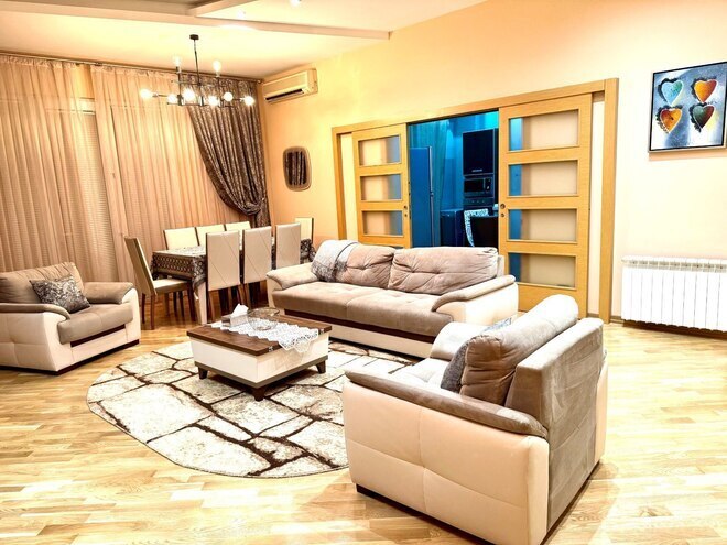 Сдаётся 3-комн. новостройка 130 м², м. 28 мая, photo 3 from 32