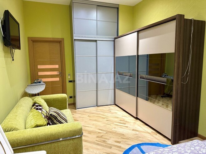 Сдаётся 3-комн. новостройка 130 м², м. 28 мая, photo 18 from 32