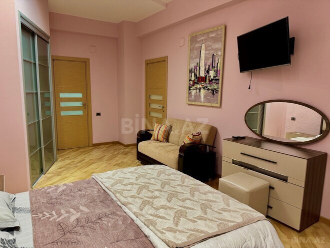 Сдаётся 3-комн. новостройка 130 м², м. 28 мая, photo 13 from 32