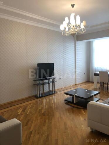 Сдаётся 3-комн. новостройка 110 м², м. Низами, photo 19 from 20