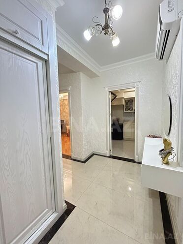 Сдаётся 2-комн. новостройка 80 м², м. Нефтчиляр, photo 8 from 11
