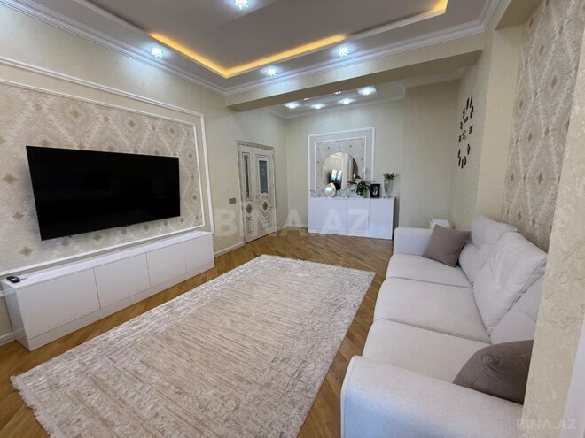 Продаётся 2-комн. новостройка 83 м², м. Кара Караев, photo 3 from 14