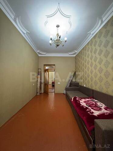 Satılır 2 otaqlı köhnə tikili 60 m², Bakıxanov q., photo 3 from 12