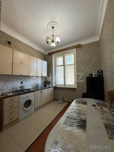 Satılır 2 otaqlı köhnə tikili 60 m², Bakıxanov q., photo 8 from 12