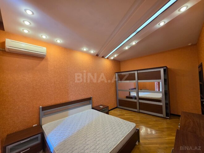 Сдаётся 3-комн. новостройка 145 м², м. Низами, photo 12 from 22