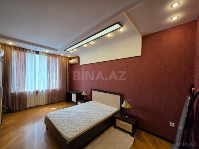 Сдаётся 3-комн. новостройка 145 м², м. Низами, photo 6 from 22
