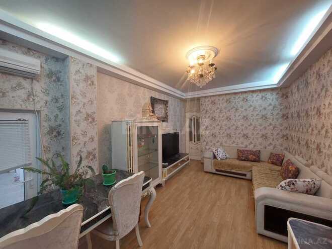 Сдаётся 2-комн. новостройка 90 м², м. 8 ноября, photo 1 from 12