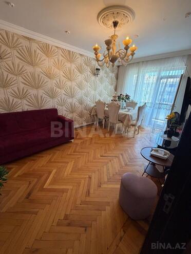 Продаётся 3-комн. вторичка 85 м², м. Элмляр Академиясы, photo 1 from 19