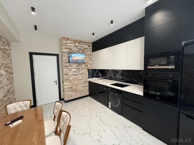 İcarəyə verilir 3 otaqlı yeni tikili 133 m², 28 May m., photo 1 from 23