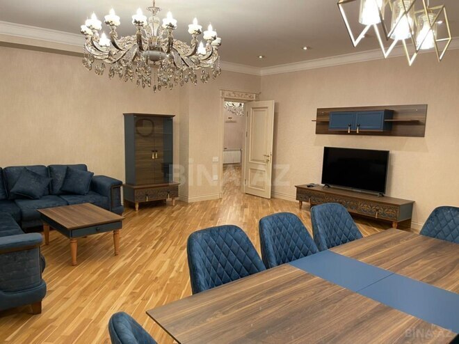İcarəyə verilir 4 otaqlı yeni tikili 160 m², 28 May m., photo 1 from 15