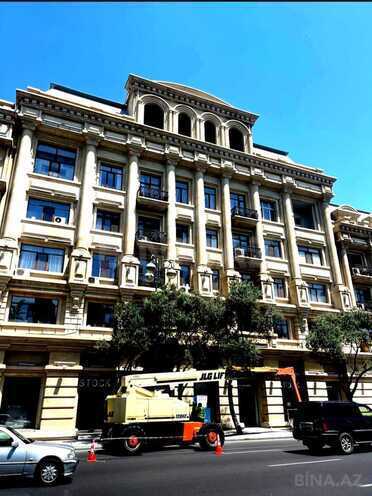 Продаётся 4-комн. новостройка 130 м², м. Сахил, photo 3 from 13