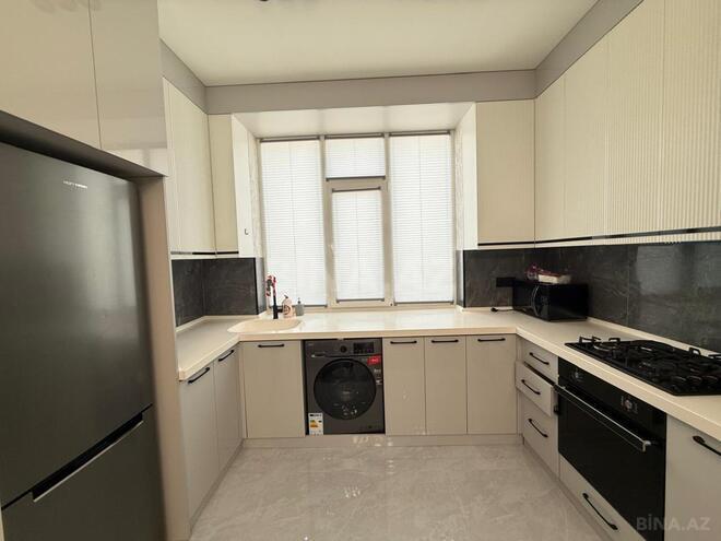 Сдаётся 2-комн. новостройка 70 м², м. Ази Асланов, photo 21 from 22