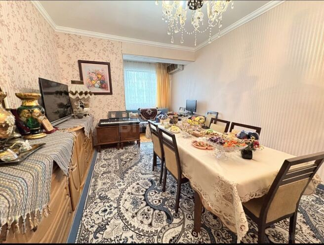 Satılır 3 otaqlı köhnə tikili 82 m², Nərimanov r., photo 1 from 8