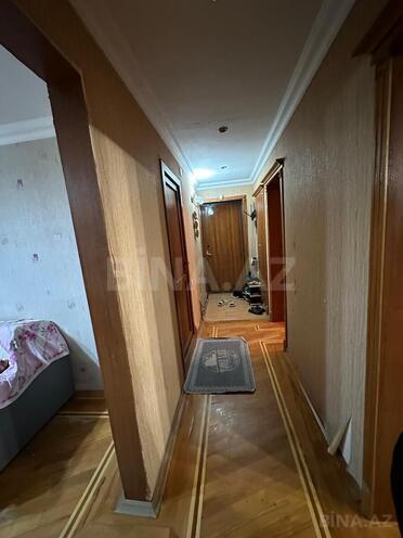 Продаётся 3-комн. вторичка 70 м², м. Нефтчиляр, photo 7 from 15