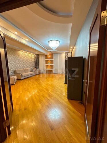 Satılır 3 otaqlı yeni tikili 130 m², Şah İsmayıl Xətai m., photo 1 from 10
