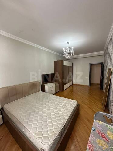 Сдаётся 3-комн. новостройка 150 м², м. Кара Караев, photo 5 from 18