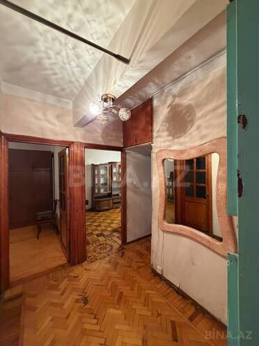 Сдаётся 3-комн. новостройка 75 м², м. Нефтчиляр, photo 4 from 11