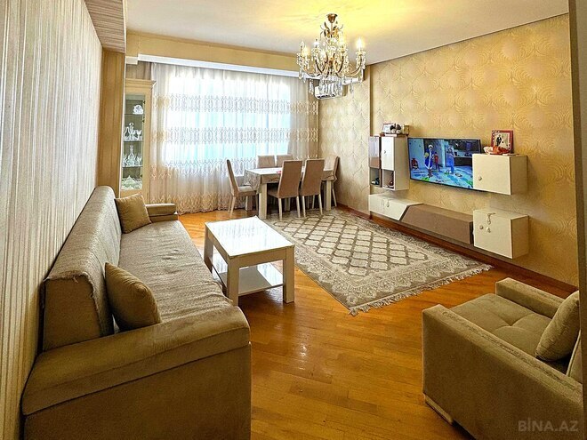 Satılır 2 otaqlı yeni tikili 70 m², Qara Qarayev m., photo 1 from 23