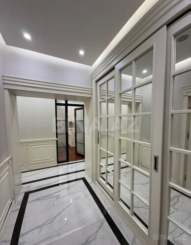 İcarəyə verilir 3 otaqlı yeni tikili 90 m², 28 May m., photo 3 from 13