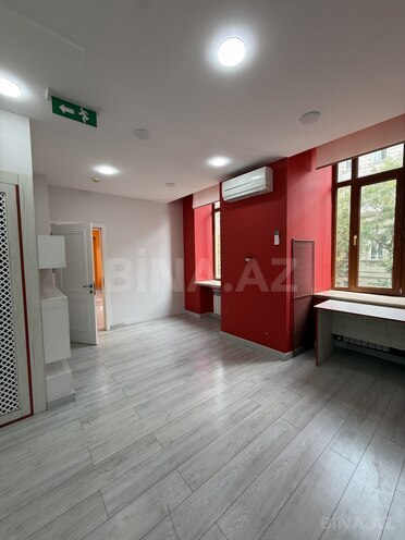 İcarəyə verilir 7 otaqlı ofis 290 m², Sahil m., photo 16 from 32