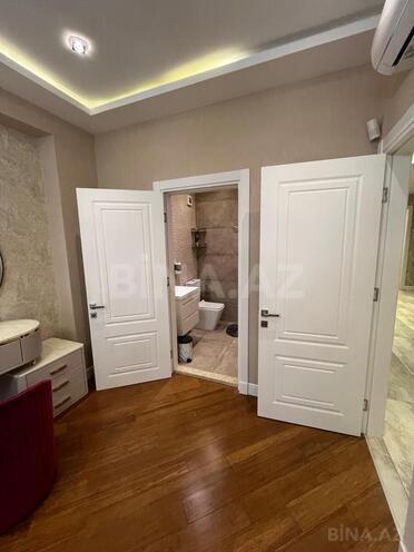 Сдаётся 3-комн. новостройка 163 м², м. 8 ноября, photo 20 from 29