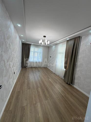 Продаётся 2-комн. вторичка 65 м², м. Ази Асланов, photo 5 from 20