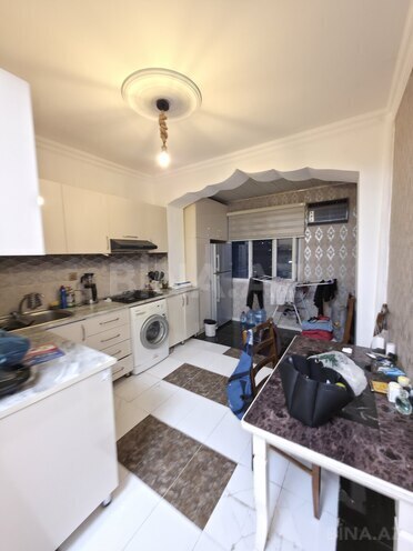 Satılır 3 otaqlı köhnə tikili 68 m², Bakıxanov q., photo 9 from 17