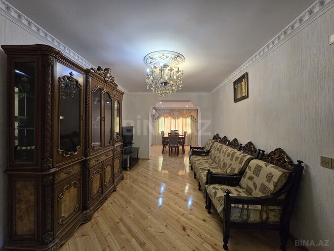 Продаётся 4-комн. вторичка 110 м², photo 17 from 19