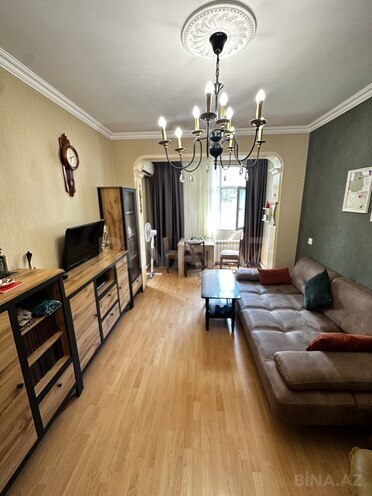 Satılır 2 otaqlı köhnə tikili 52 m², Memar Əcəmi m., photo 1 from 13