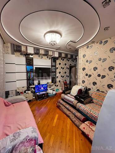 Сдаётся 3-комн. новостройка 70 м², м. Ази Асланов, photo 1 from 17
