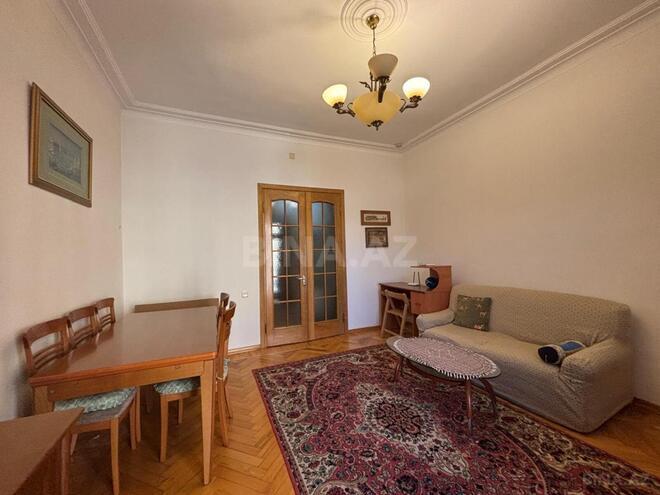 Продаётся 4-комн. вторичка 110 м², м. Низами, photo 13 from 23