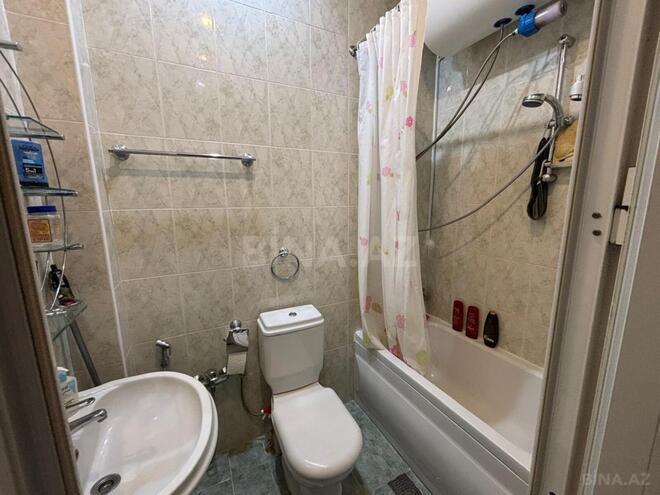 Продаётся 4-комн. вторичка 110 м², м. Низами, photo 19 from 23