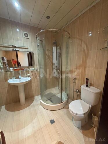 Продаётся 4-комн. вторичка 110 м², м. Низами, photo 20 from 23
