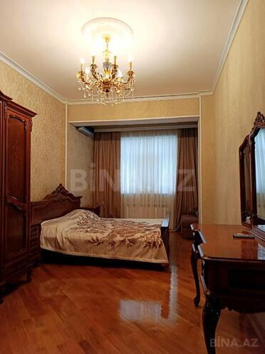 Satılır 4 otaqlı yeni tikili 210 m², Azadlıq Prospekti m., photo 1 from 10
