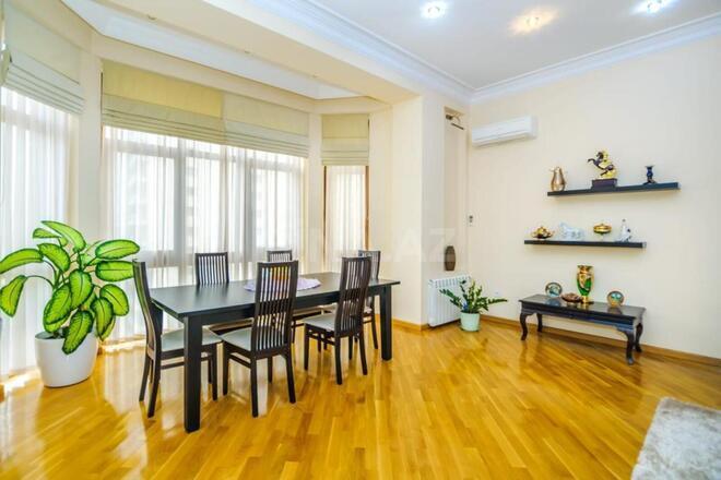 Сдаётся 3-комн. новостройка 170 м², Насиминский  р., photo 1 from 24