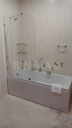 İcarəyə verilir 3 otaqlı yeni tikili 130 m², 28 May m., photo 23 from 32