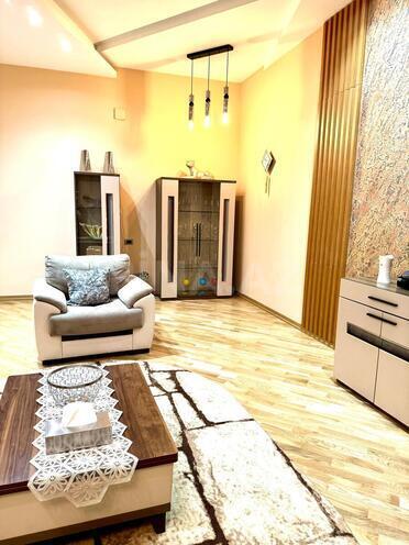 İcarəyə verilir 3 otaqlı yeni tikili 130 m², 28 May m., photo 5 from 32
