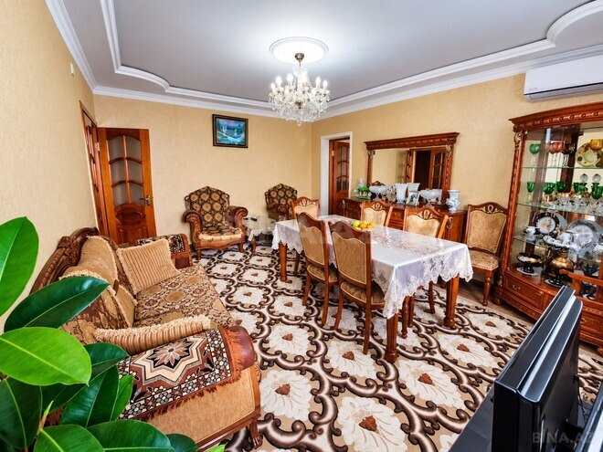Продаётся 3-комн. вторичка 90 м², м. Кероглу, photo 1 from 10