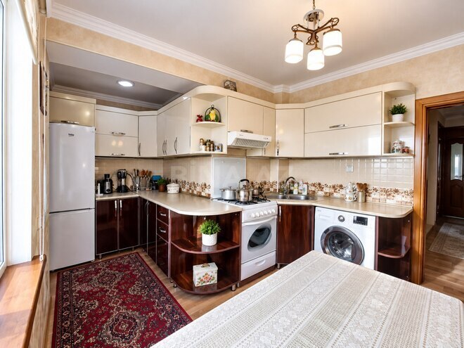 Продаётся 3-комн. вторичка 90 м², м. Кероглу, photo 6 from 10