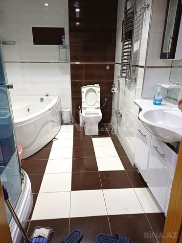 Сдаётся 3-комн. новостройка 160 м², Насиминский  р., photo 17 from 19