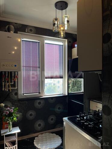 Продаётся 2-комн. вторичка 45 м², м. Иншаатчылар, photo 13 from 15