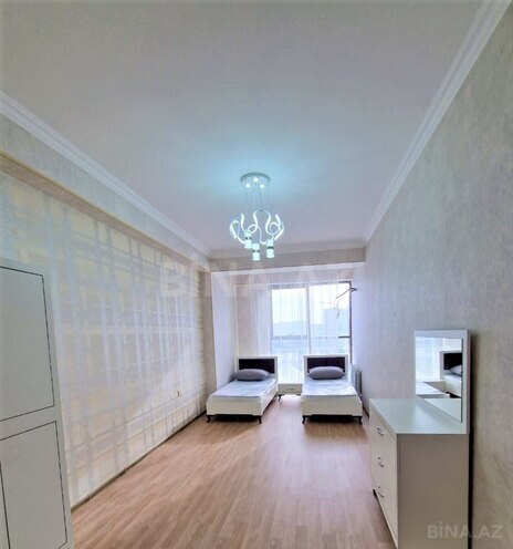 Сдаётся 3-комн. новостройка 120 м², м. 28 мая, photo 9 from 22